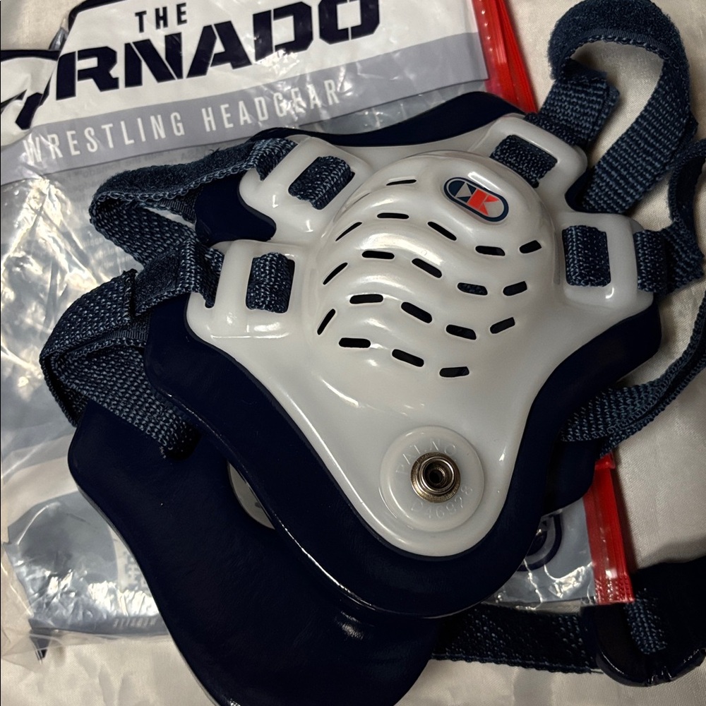 Cliff Keen Wrestling Headgear. The F5 Tornado Style. Navy/White. - Picture 4 of 8
